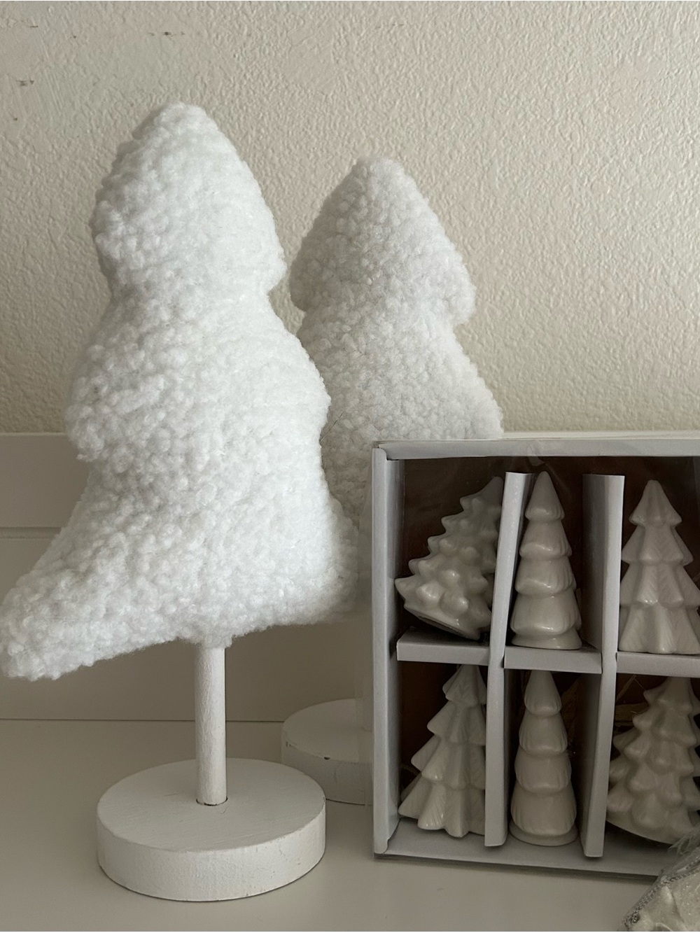 Holiday White Tree Set - Picture 2 of 6